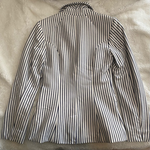 H&M Striped Blazer - Picture 2 of 5